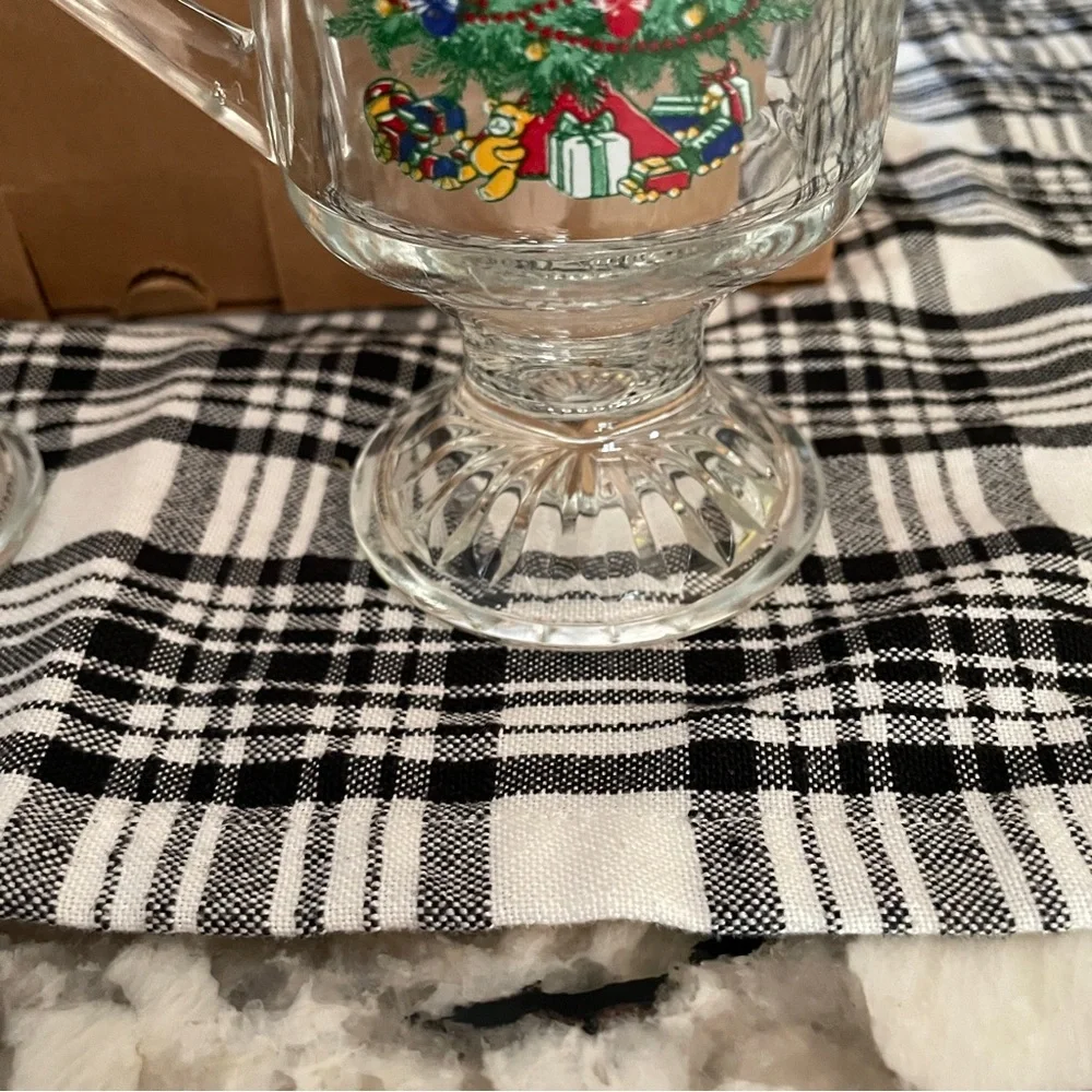 Vintage 1995 Avon Glass Glasses Christmas Irish Coffee Mug Set of 2 BRAND NEW
